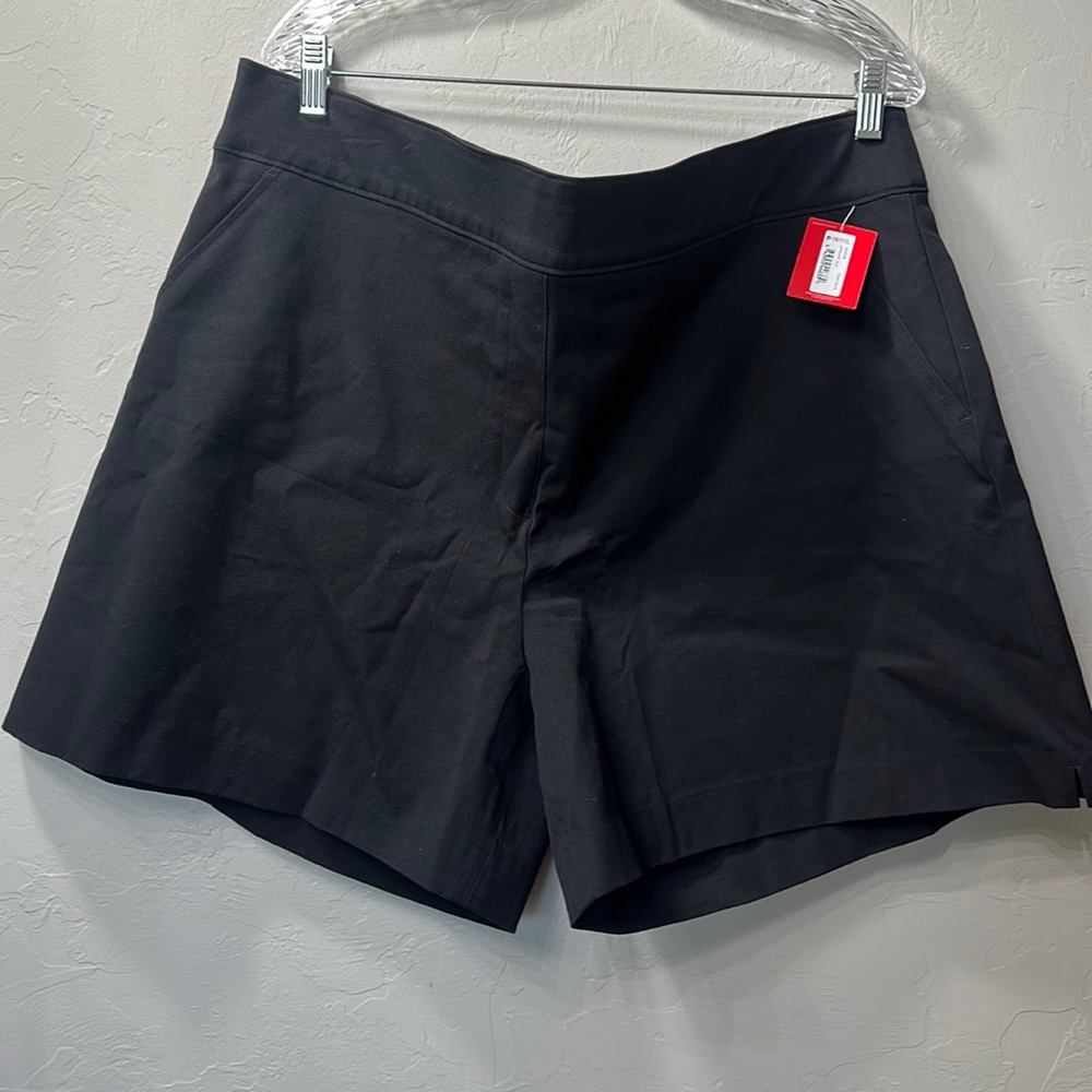 Spanx polished 6” short classic black size 1X. NWT.